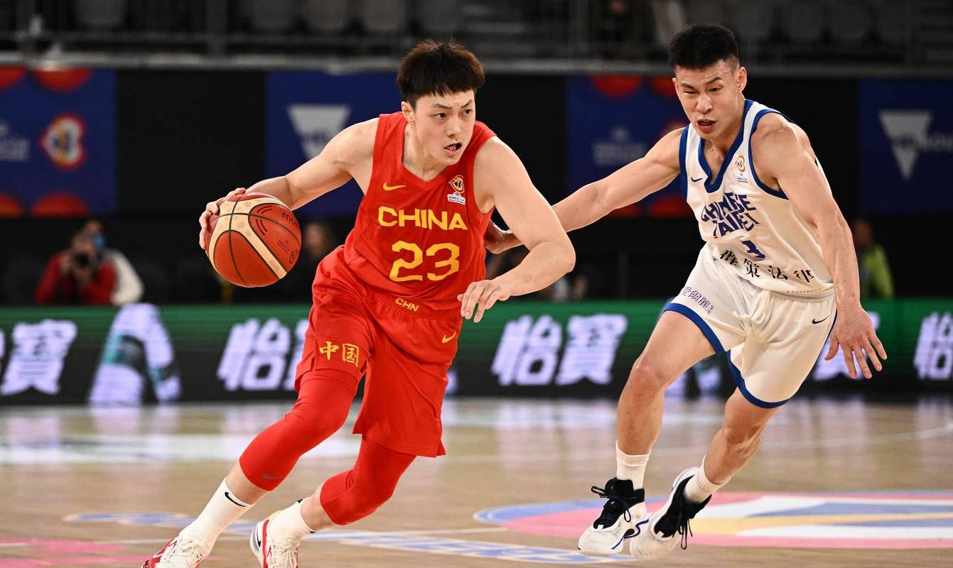 中国男篮vs中国台北队